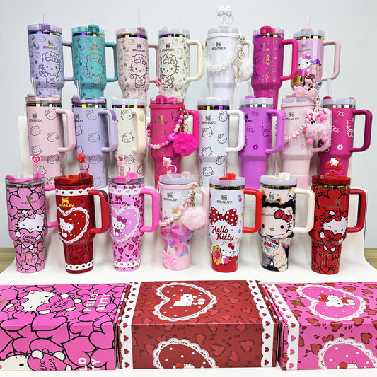 🔥40 OZ Stanley Tumbler Sanrio Hello Kitty Co-branded collection withAccessories，MixWholesale Available,Constantly Updated.