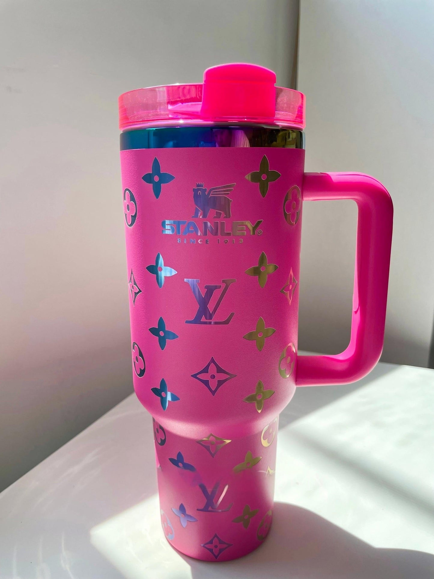 🔥40 OZ Insulated Car Cup - Limited Edition❤️